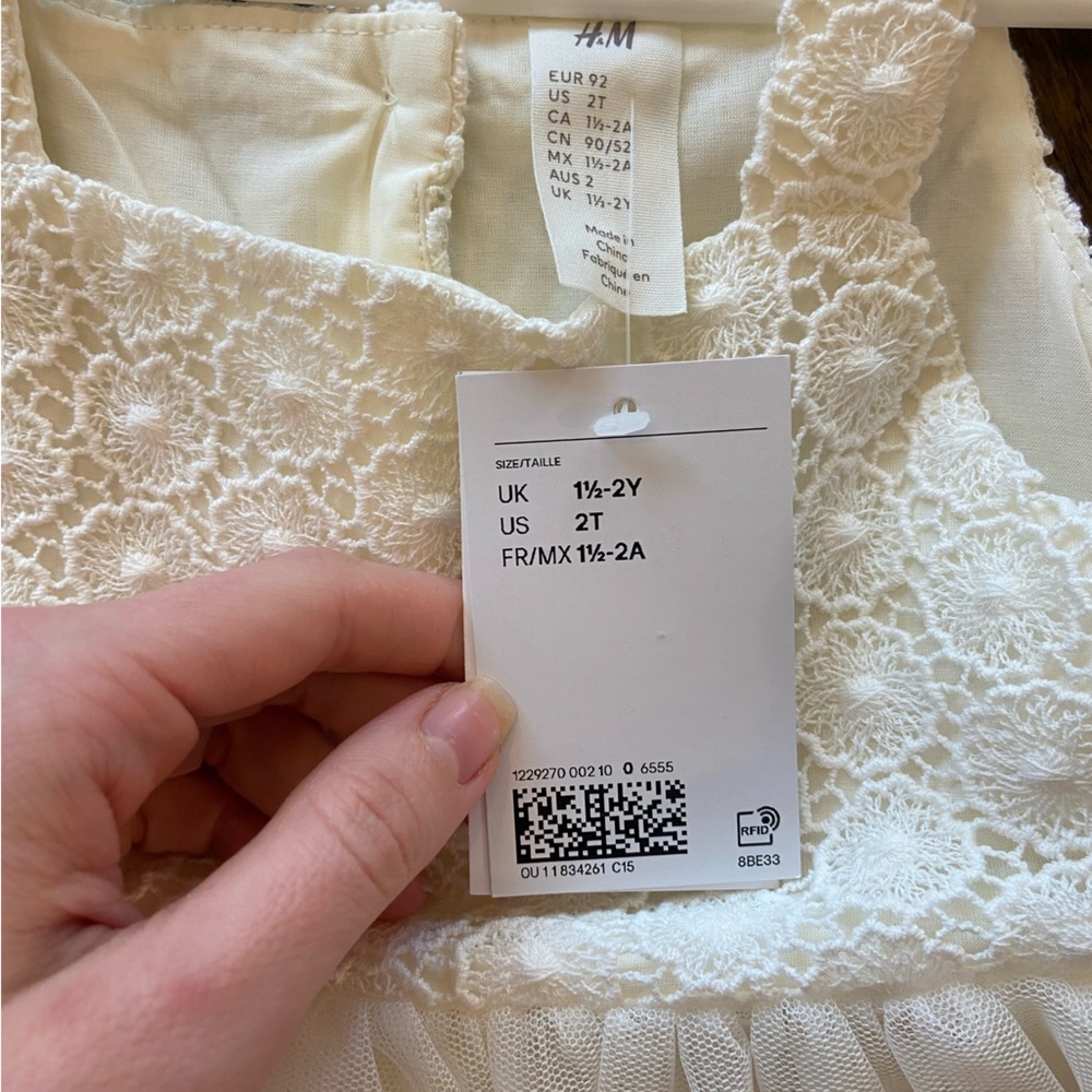 H&M Off White Lace Toddler Dress - Picture 4 of 5